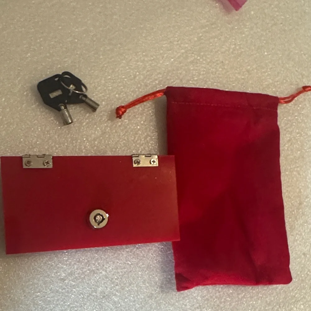 Red mini/ pocket money Storage Box with 2Keys